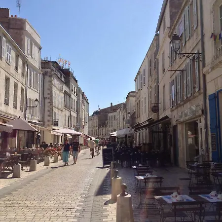 Rue Saint Jean Du Perot Διαμέρισμα *